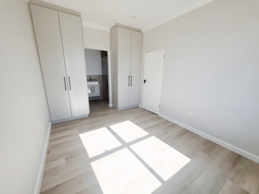 4 Bedroom Property for Sale in Sandown Western Cape